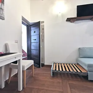  Apartment Romantica Navona Italy
